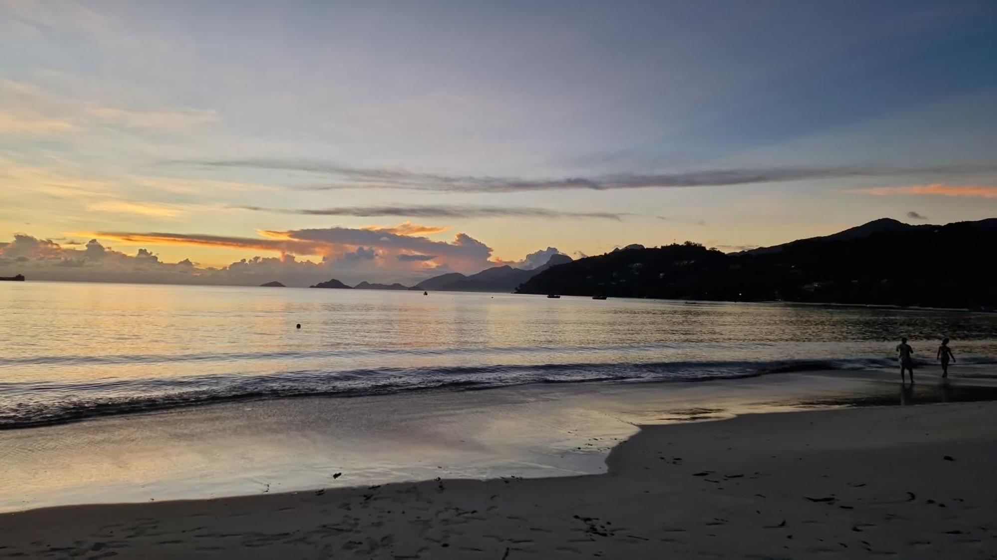 A Peace In Paradise آنس رويال المظهر الخارجي الصورة